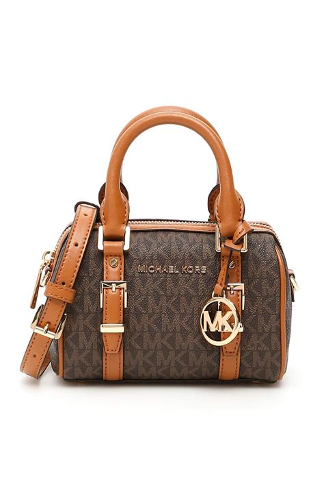 michael kors handbags official site.